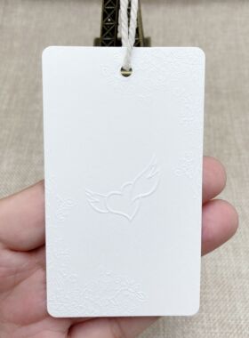 进口无味自喷香水精油试香纸衣柜车载鞋柜散香扩香卡片可重复使用