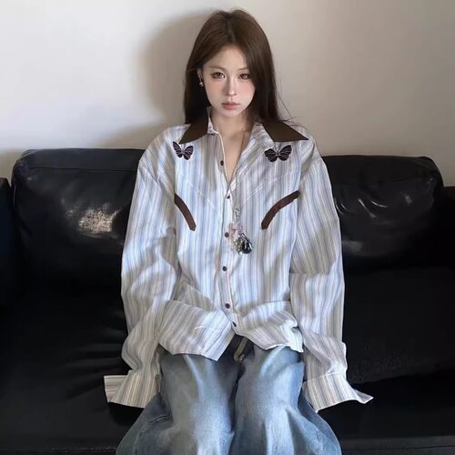 韩系慵懒风拼色蓝色条纹长袖衬衫