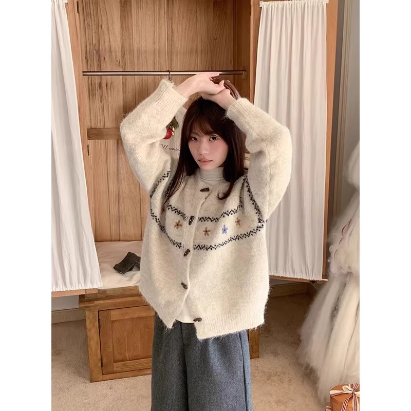 复古费尔岛提花牛角扣针织开衫