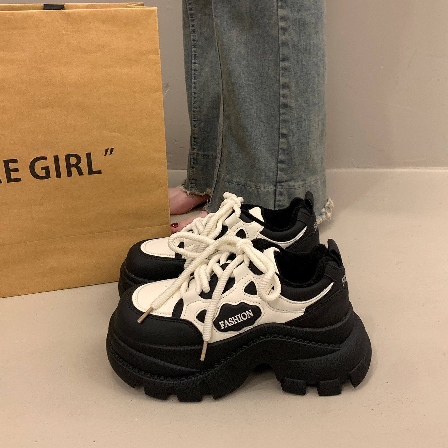 欧洲站爆款老爹鞋女显脚小运动鞋