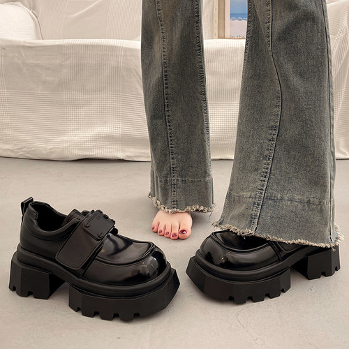 法式赫本风小皮鞋女秋季深口单鞋