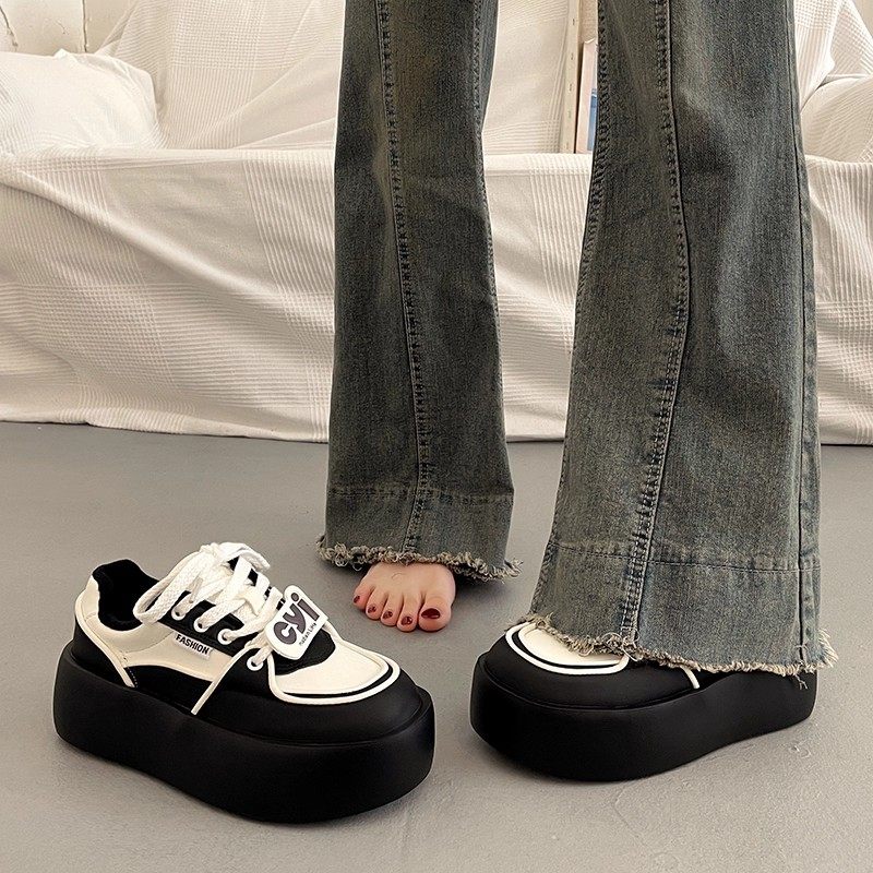 爆款百搭厚底小白鞋女春秋季小众松糕板鞋2026新款休闲运动面包鞋,女鞋,时尚休闲鞋,淘宝优惠券,粉丝福利购,淘宝优惠卷