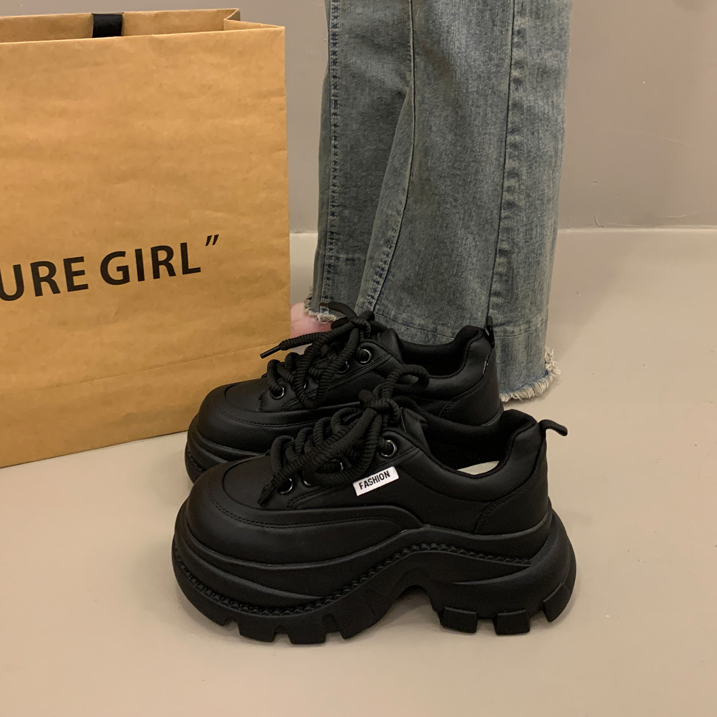 欧货显脚小老爹鞋女款百搭休闲鞋