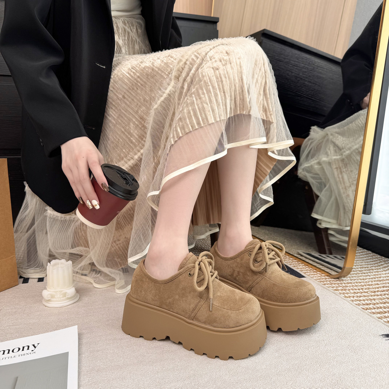 绝美气质爆款单鞋女冬博肯鞋全包