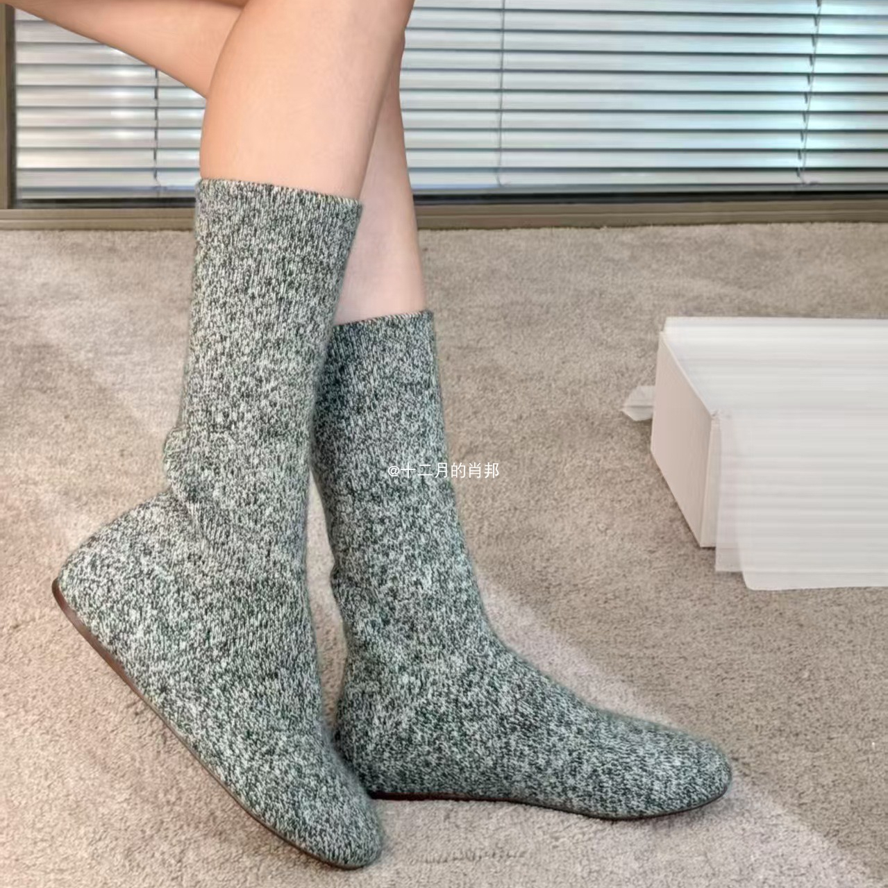 针织版~圆头平底弹力瘦瘦靴子秋冬新款时尚短靴显瘦中筒靴袜靴女