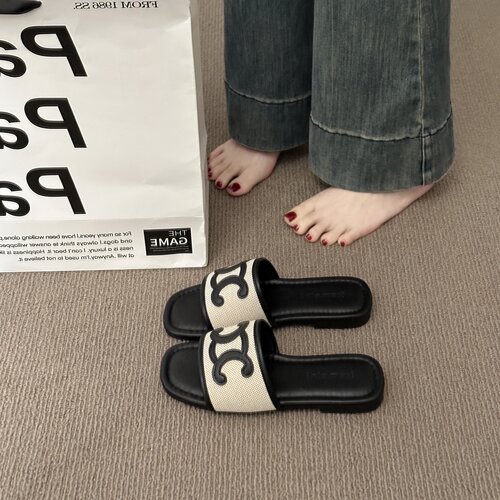 2026春季款小众翻折平底一字拖女夏外穿休闲方头露趾度假沙滩拖鞋