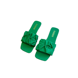 黑色平底沙滩拖鞋女款外穿2025夏季新款百搭休闲凉拖海边度假女鞋