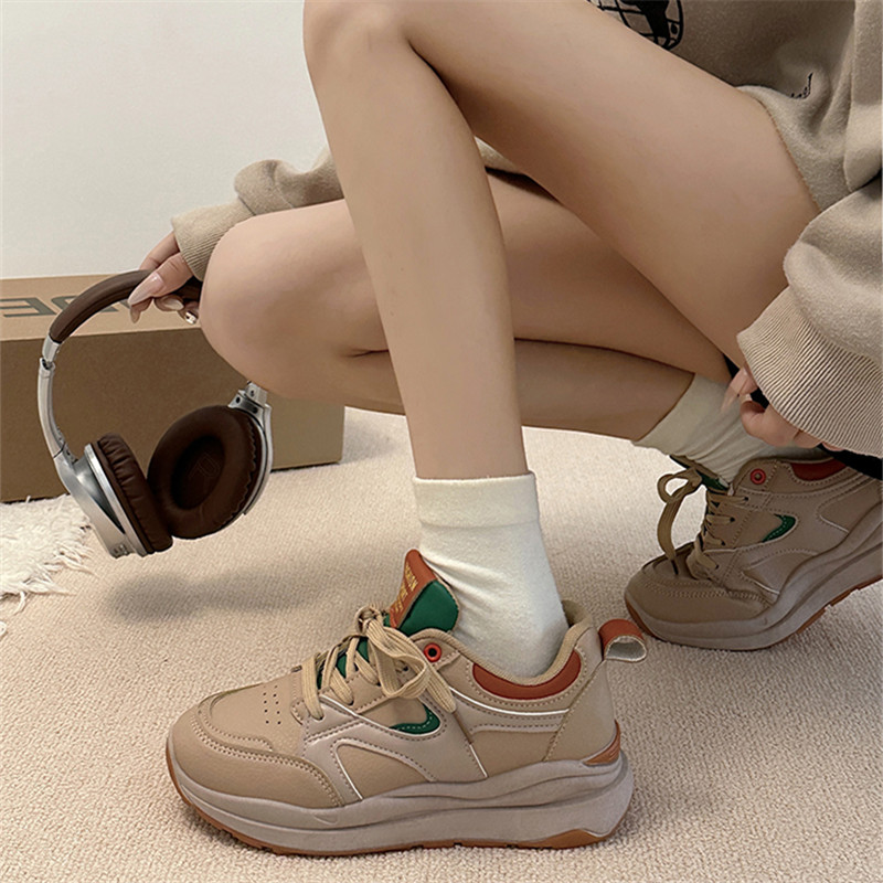 休闲运动鞋圆头时尚百搭吻卡佛