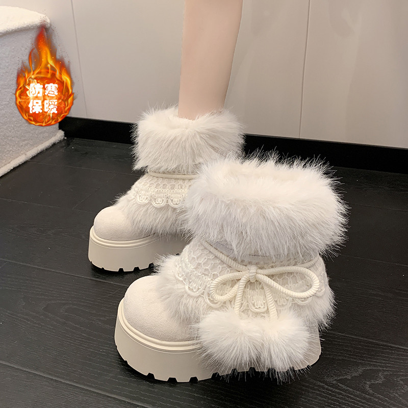 复古时尚ins潮流毛球小众设计保暖舒适毛茸茸柔软厚底增高雪地靴,女鞋,时尚雪地靴,淘宝优惠券,粉丝福利购,淘宝优惠卷