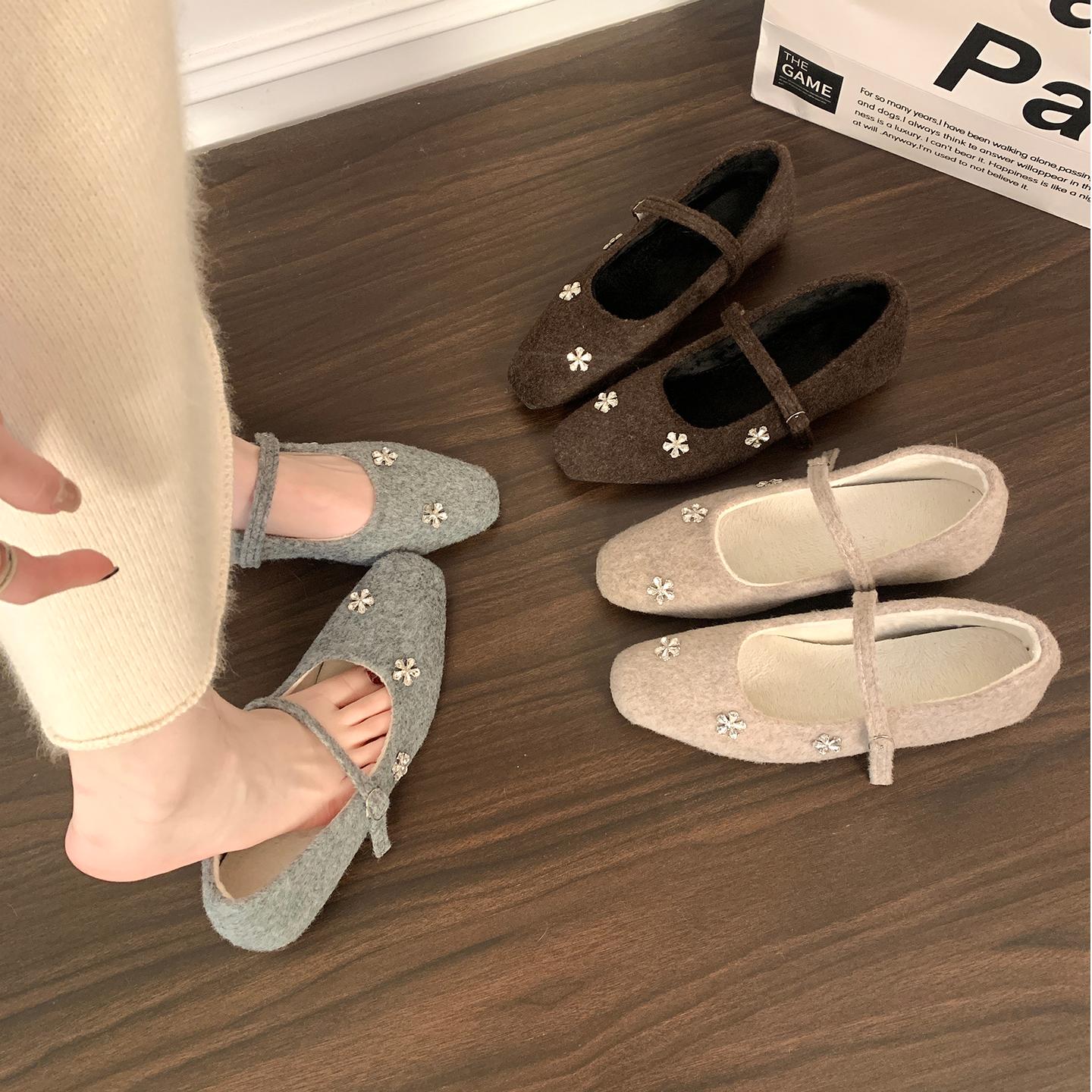 内增高复古晚风气质水钻一字带毛毛单鞋女鞋秋冬款配裙子玛丽珍鞋