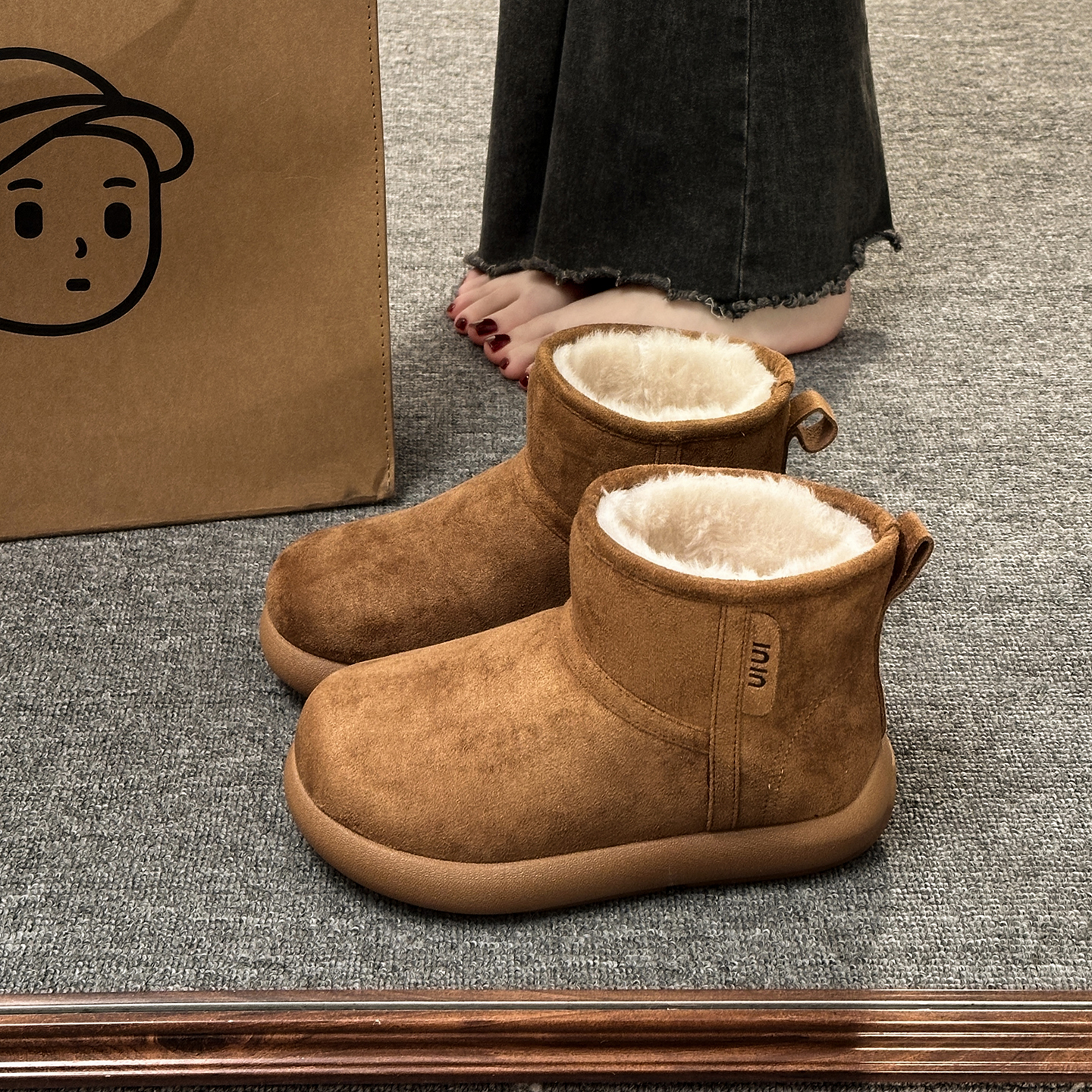 厚底雪地靴女款2025新款冬季爆款皮毛一体防滑加绒加厚保暖棉鞋子