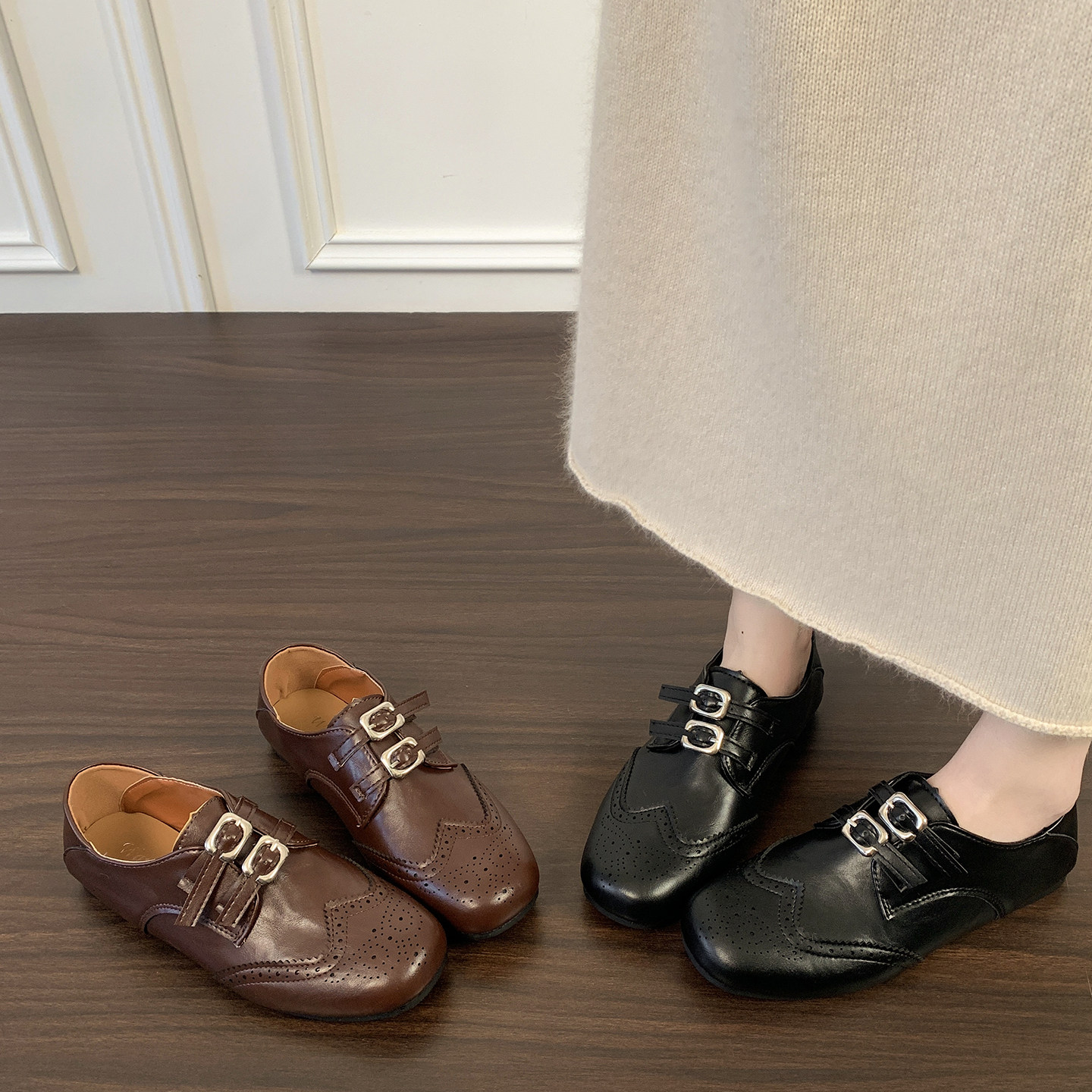 英伦风布洛克鞋女2026春季新款软皮双扣带雕花圆头百搭平底小皮鞋,女鞋,深口单鞋,淘宝优惠券,粉丝福利购,淘宝优惠卷