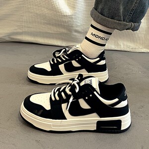 爆款厚底休闲熊猫运动鞋女春秋港风2026新款小众百搭超火小白板鞋