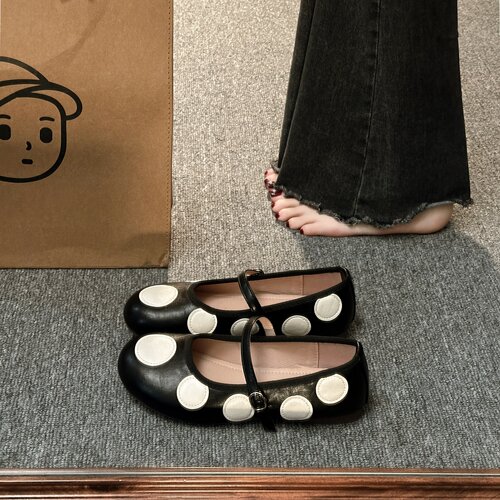 法式波点圆头浅口单鞋女2026年新款通勤一字带玛丽珍芭蕾平底鞋女