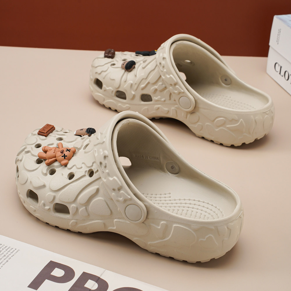 洞洞鞋女夏外穿个性新款户外防滑沙滩海边情侣包头医护踩屎感凉拖