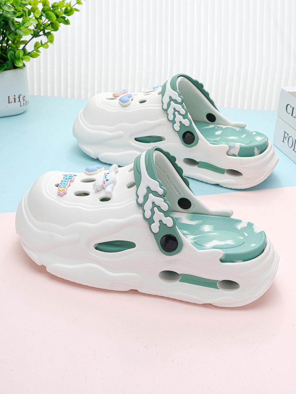 洞洞鞋女外穿厚底踩屎感防滑沙滩松糕2024新款情侣时尚运动款凉拖