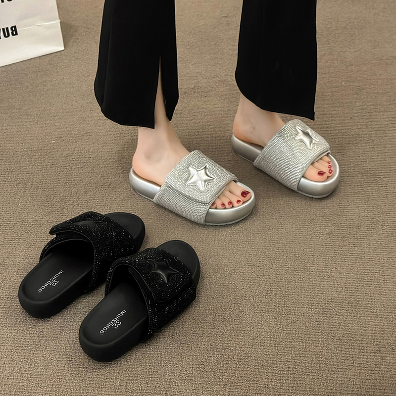 品牌法式厚底增高凉拖鞋女夏外穿高级感2025超火新款银色配裙子沙