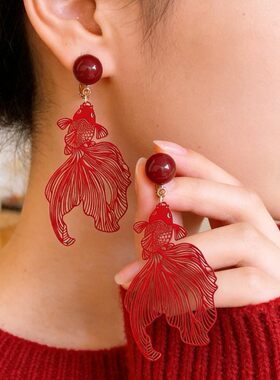 国风剪纸红色锦鲤耳夹女无耳洞喜庆高端夸张中式独特漂亮小众耳饰