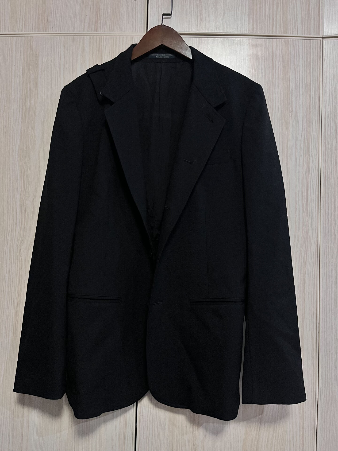 Yohji Yamamoto Military Suit Jacket — detail