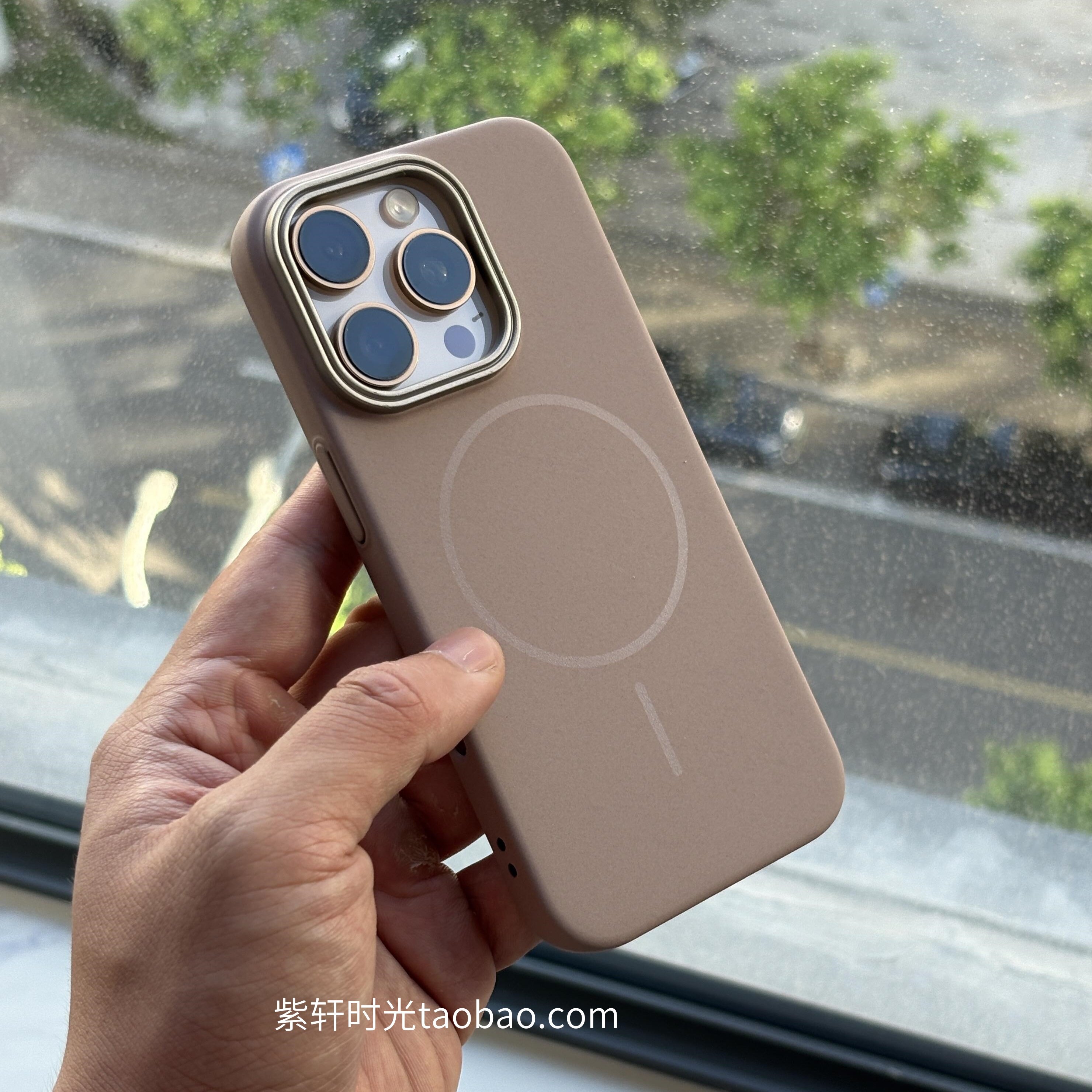 沙粒感抗指纹手汗适用iPhone15pro苹果16Promax手机壳16e内置磁吸15plus豆沙粉14岩砂13硬壳12撞色镜头11防摔