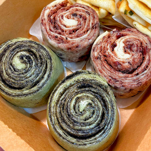 手工花样花卷500g黑芝麻馒头红豆沙车轮卷营养早餐面食面点速冻
