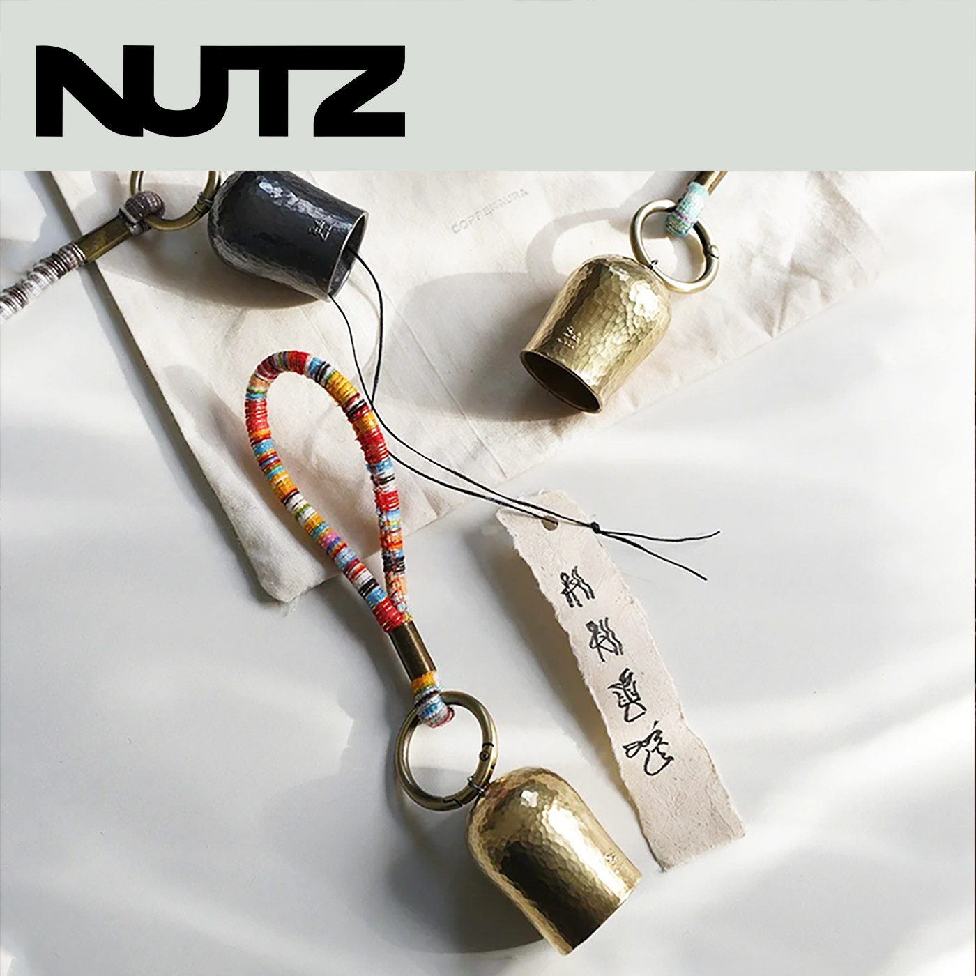 云南东巴文平安黄铜风铃铃铛礼物