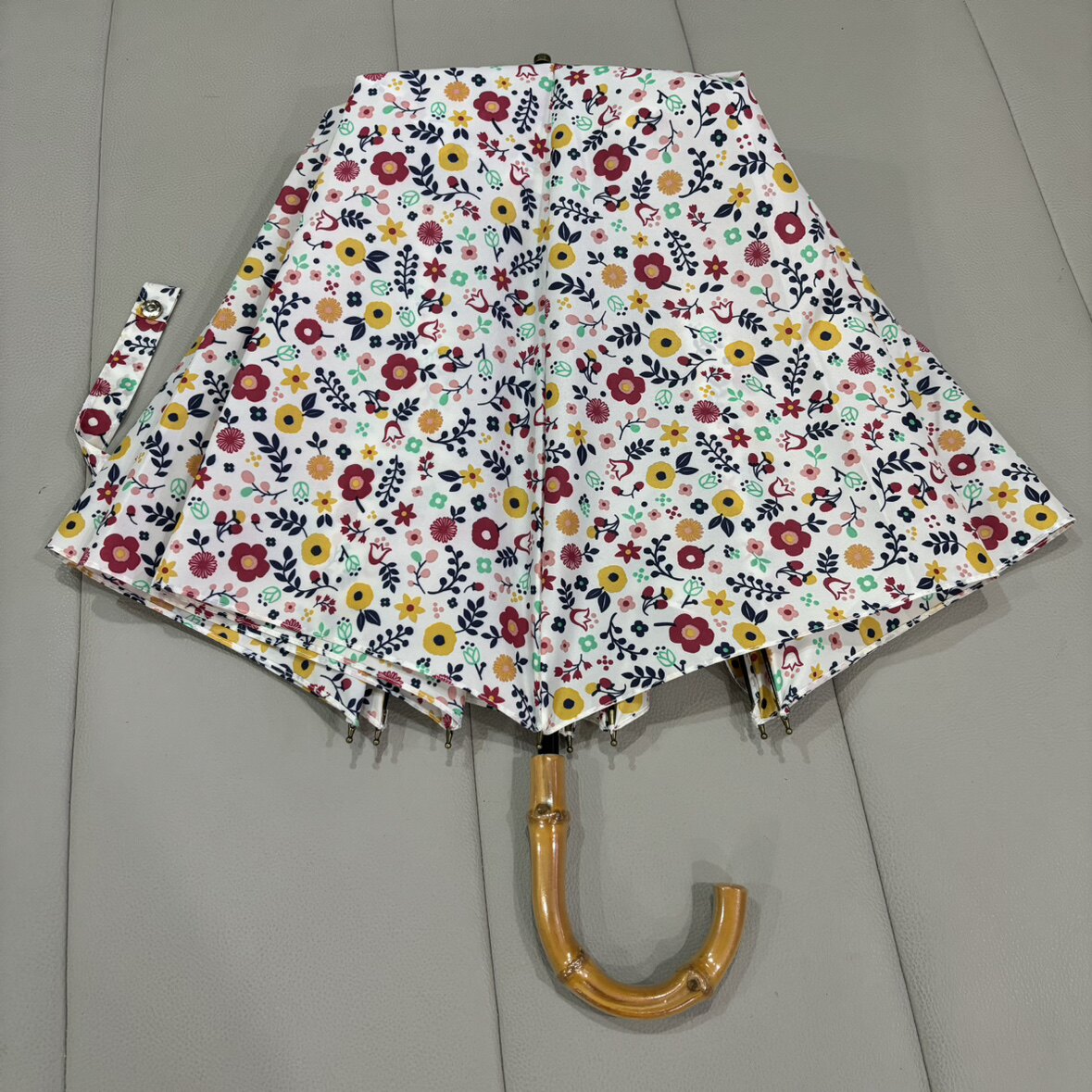 独家日系二折碎花竹手柄雨伞复古简约时尚ins小清新一甩干洋伞