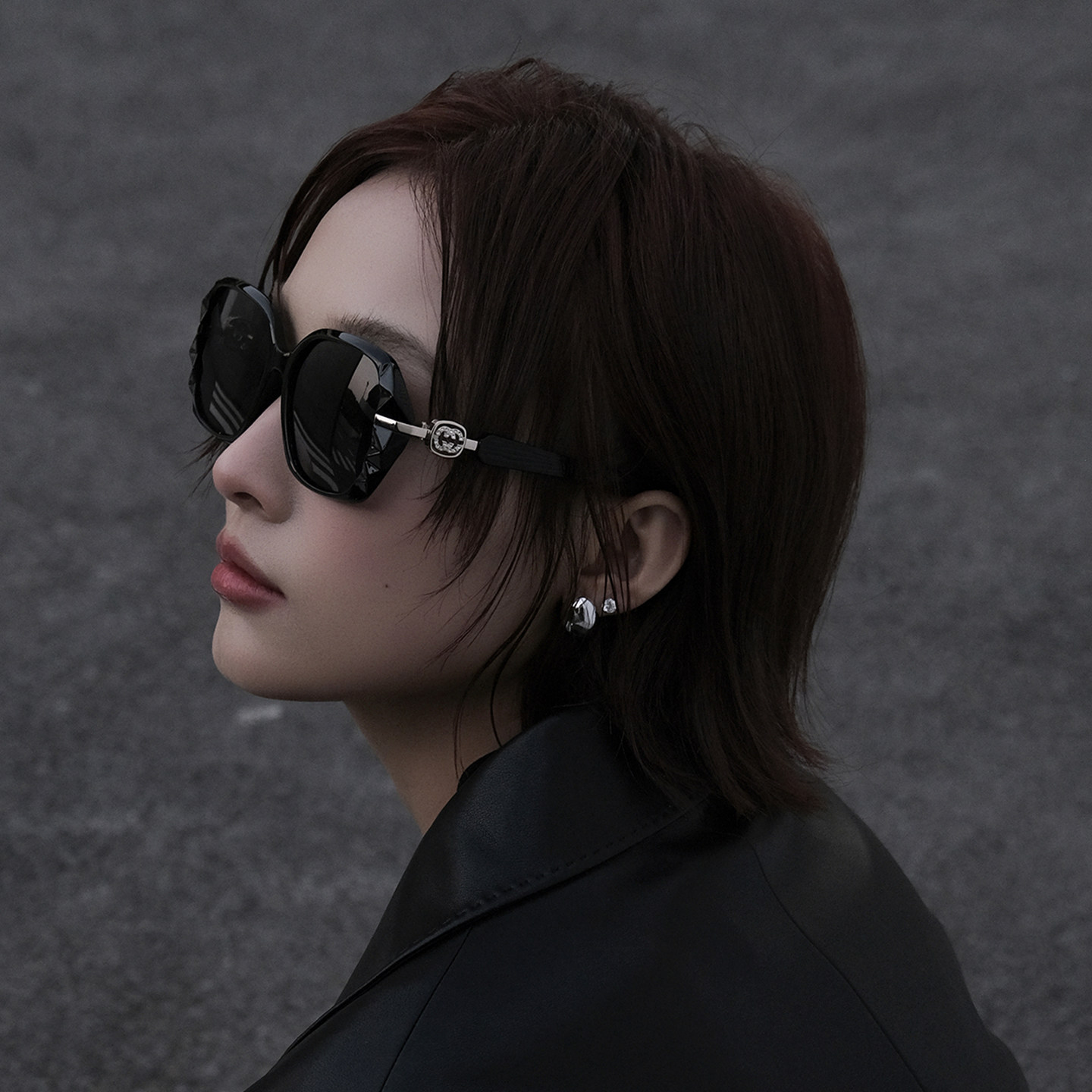 2026新款大框钻石切边太阳镜女士防紫外线偏光开车司机墨镜百搭