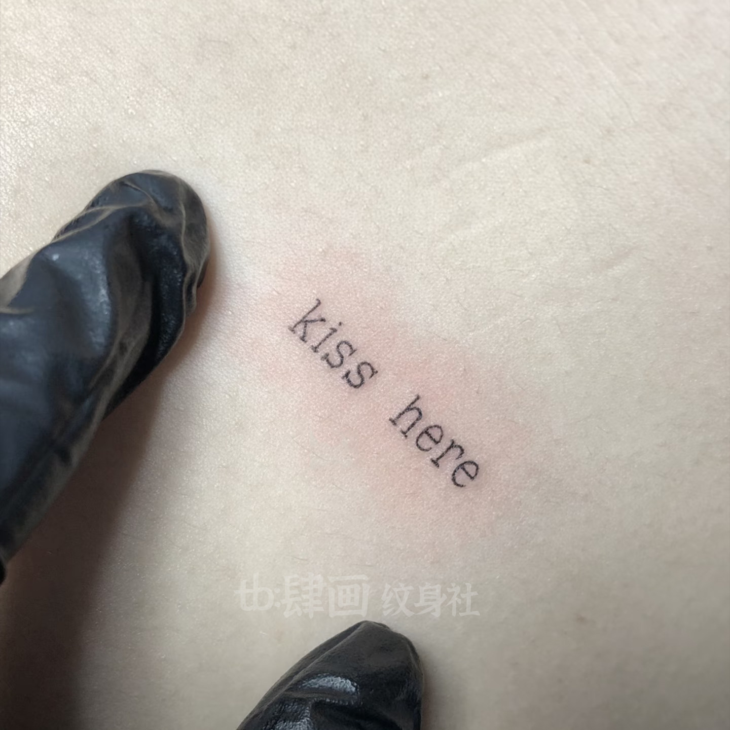 sm可爱小英文草本贴纸男女防水持久纹身贴高级性感纯欲风文字辣妹