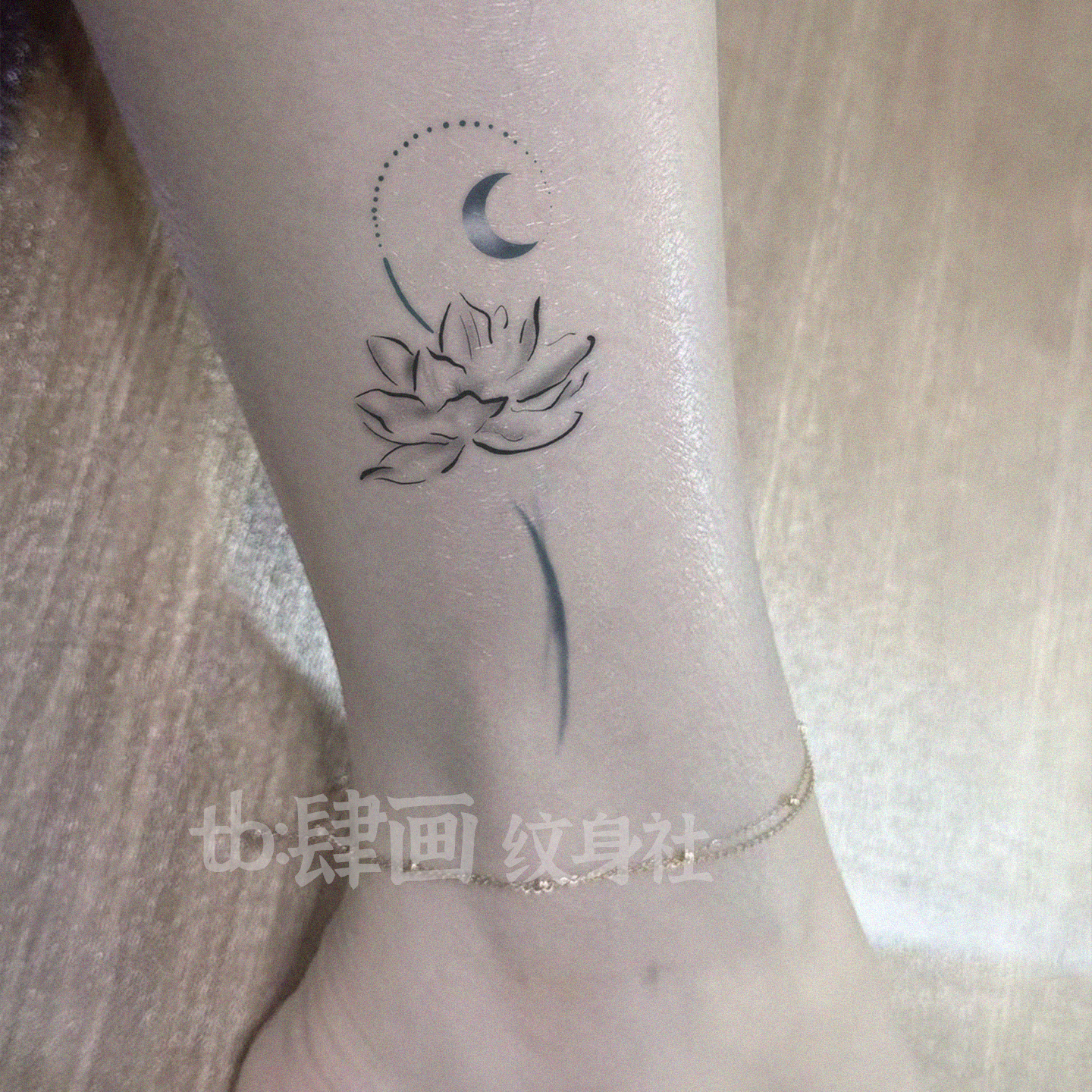 脚踝莲花纹身贴 新款高颜值女防水持久 逼真手腕遮疤贴纸可洗小众