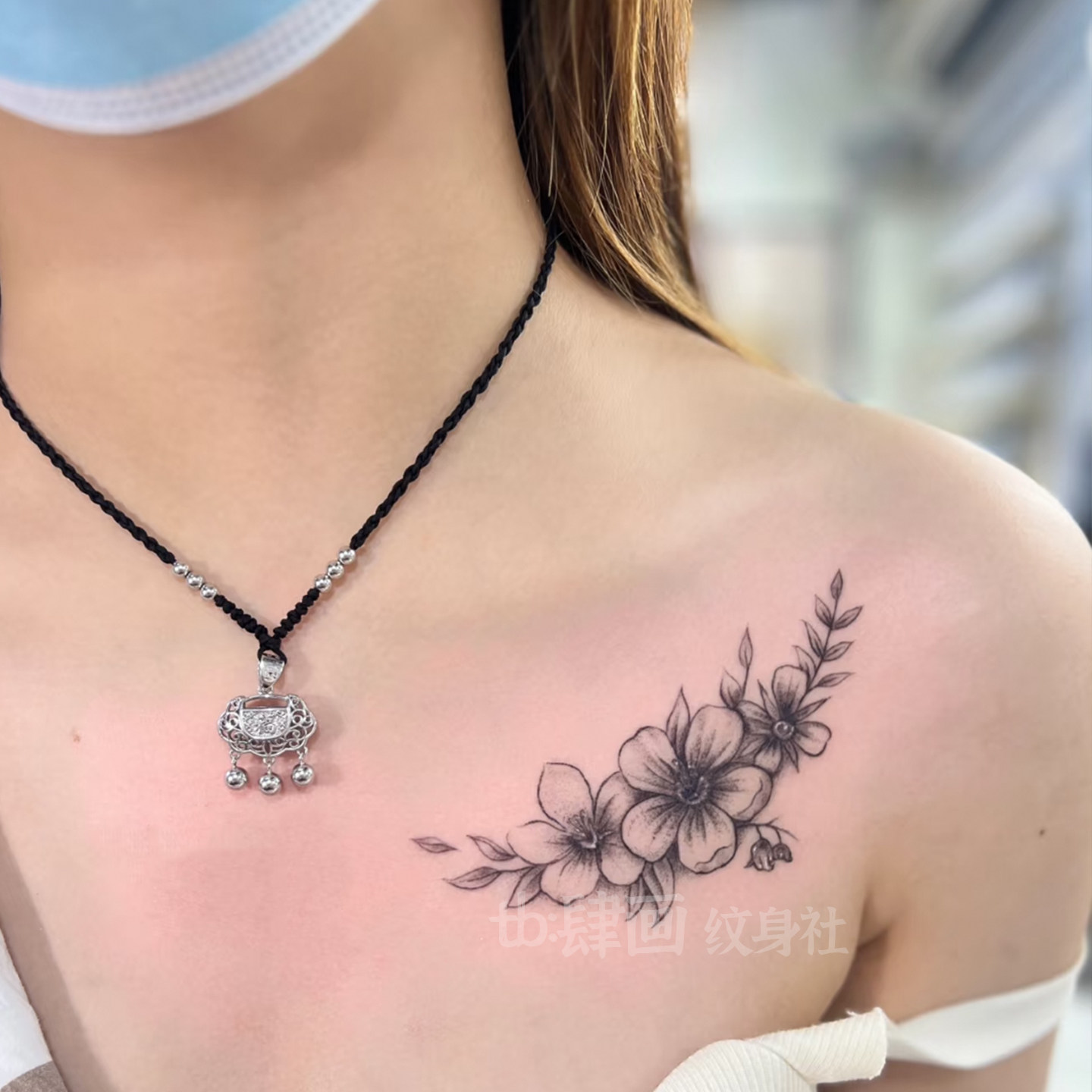 锁骨高级感素花草本纹身贴 ins男女遮盖疤痕手腕防水持久逼真刺青