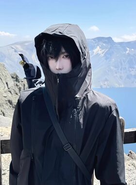 张起灵cos服美式机能冲锋衣外套男款户外爬山旅游穿搭登山服夹克