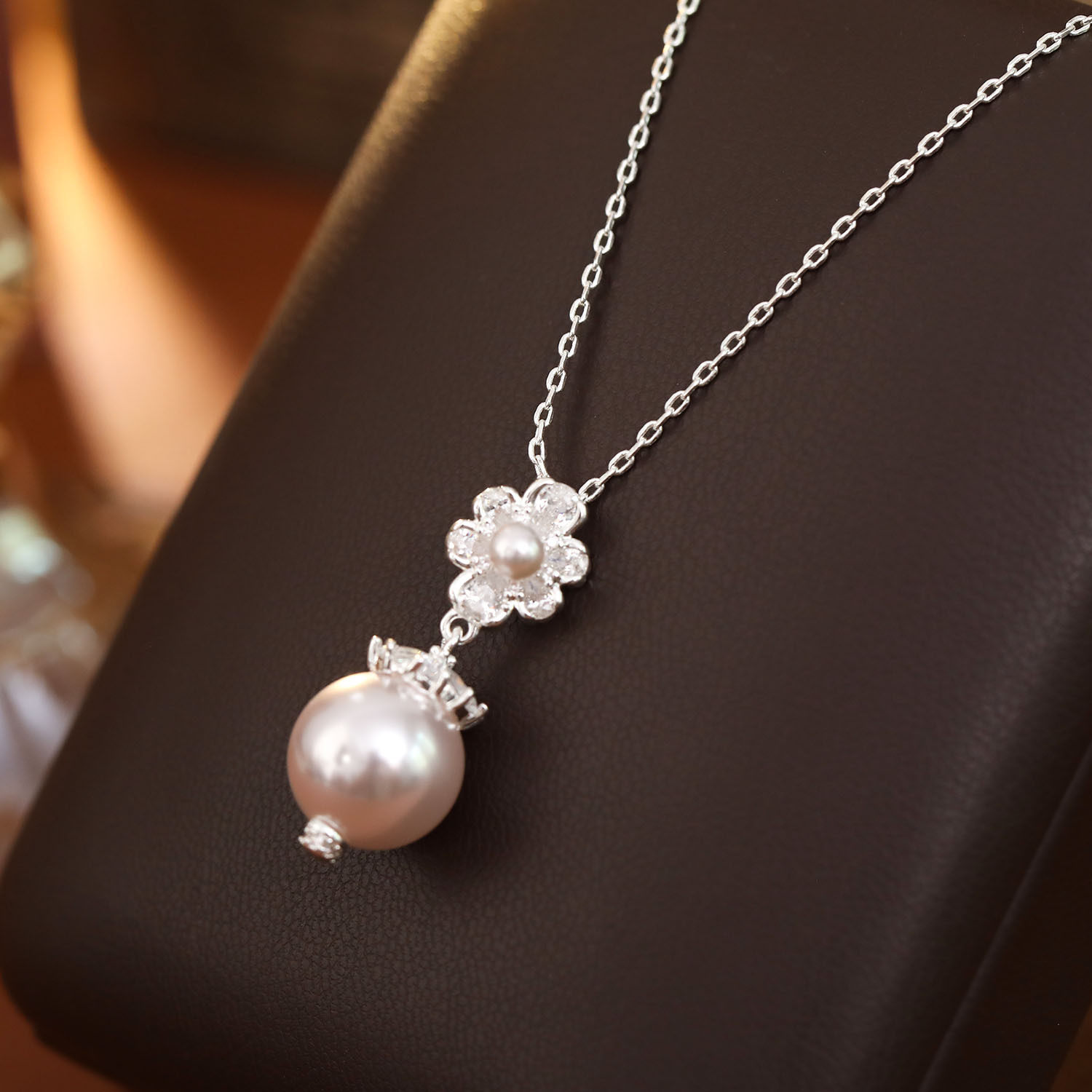 银色仙女花瓣曼塔玫瑰浅紫珍珠项