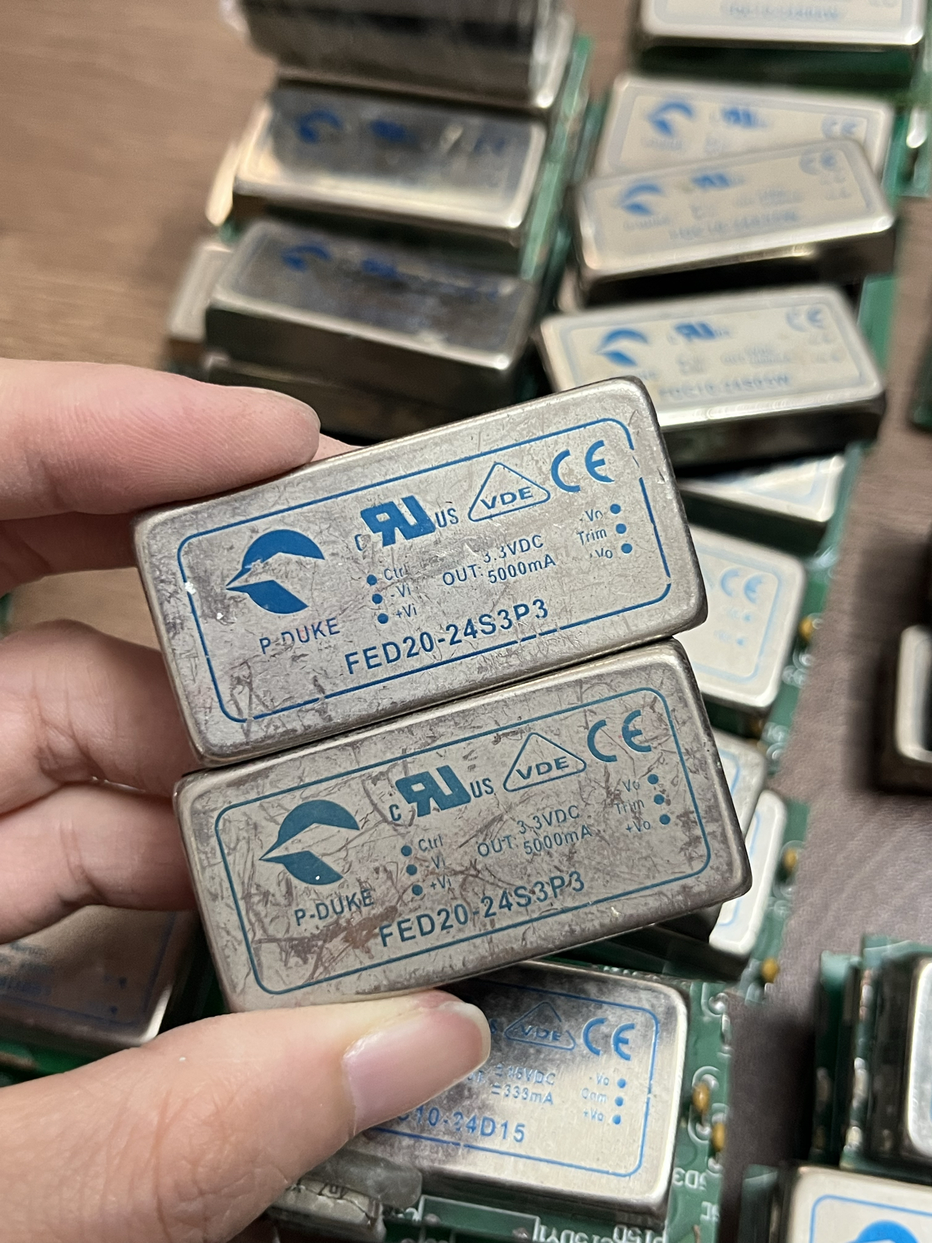 FED20-24S3P3 询价