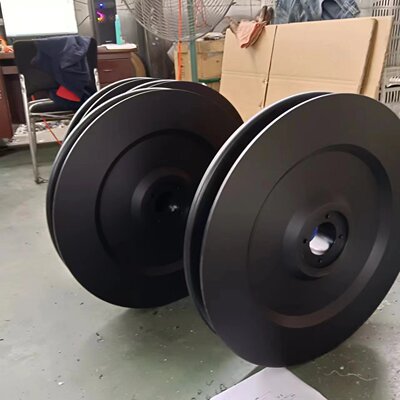 镇店之宝MC浇筑尼龙滑轮大直径超耐磨二硫化钼尼龙轮尼龙66高强度