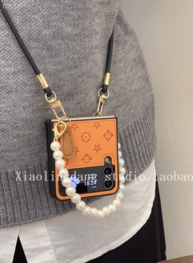 高级感橙色皮质适用于三星zflip6手机壳时尚斜挎珍珠手提华为p50pocket2折叠保护套novaflip外壳高档奢华女款