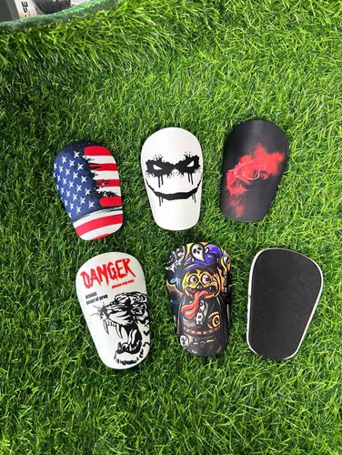 特小号足球护腿板迷你Mini Shin Pads 足球训练用品护具护胫护脚