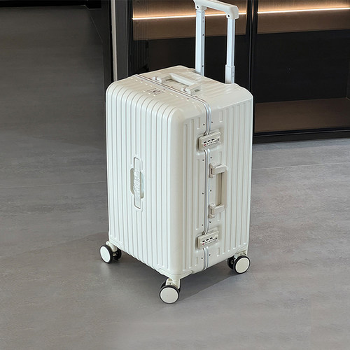 漫游铝框大容量行李箱