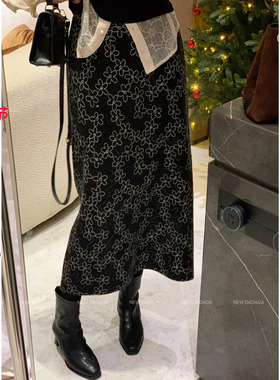 利达 NEW DADADA【韩系黑花裙】气质休闲设计感显瘦半身裙JEZ4299