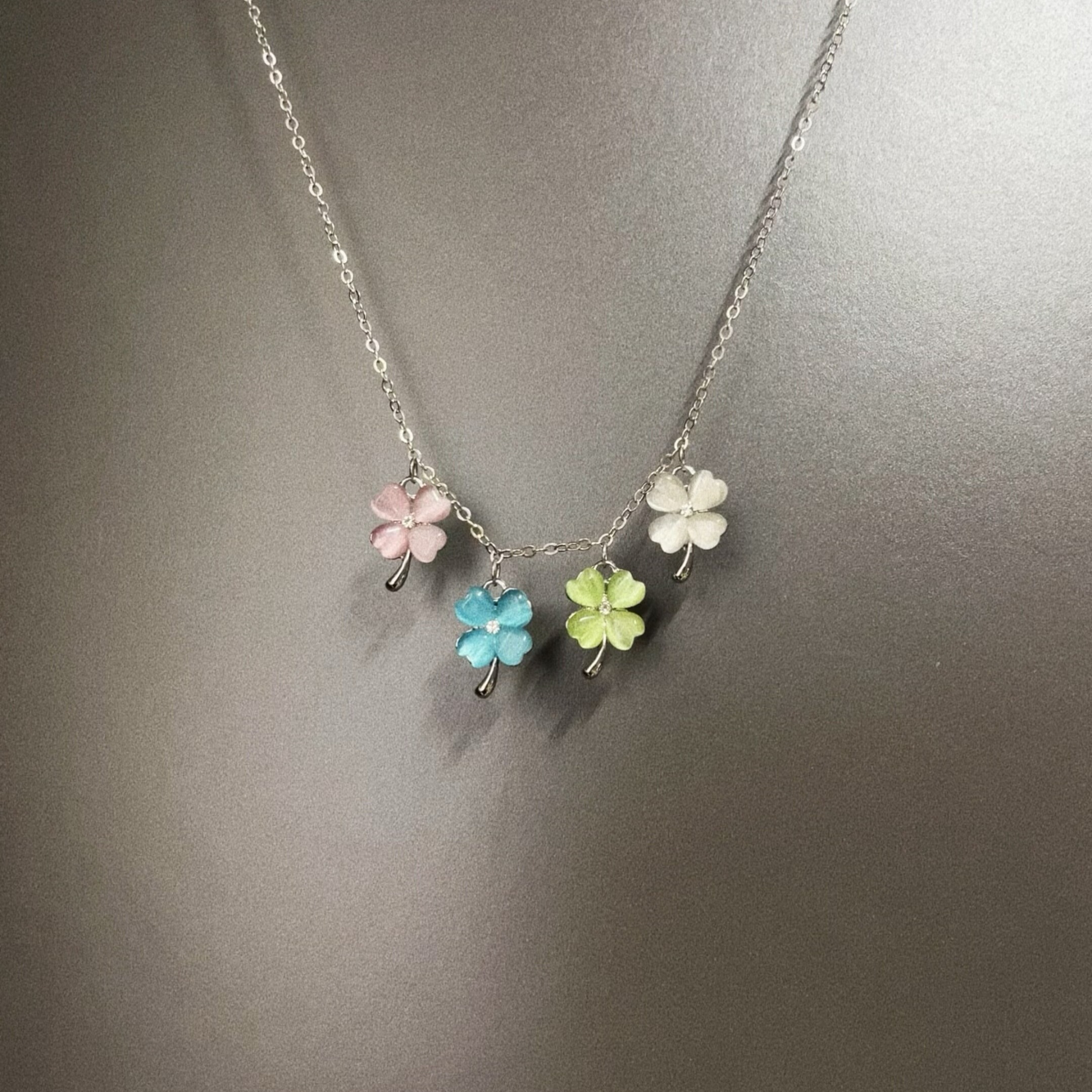 Vintage古着 Starlight Wish Clover项链