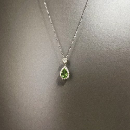 Vintage古着 Green diamond flowers项链