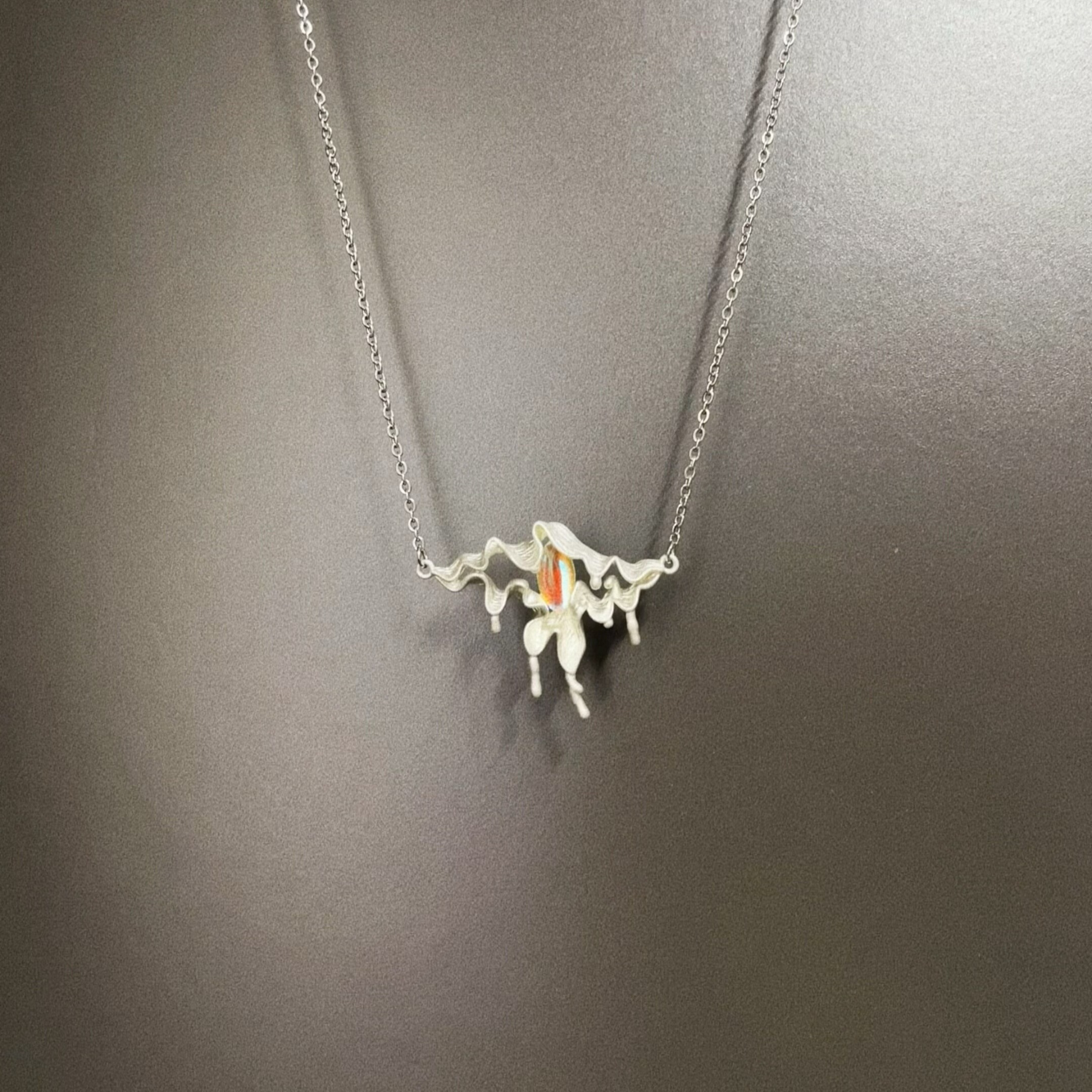 Vintage古着 Assorted Floral Forms项链