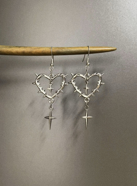 Vintage古着 Thorns and love耳饰