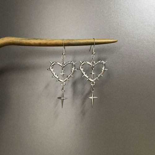 Vintage古着 Thorns and love耳饰
