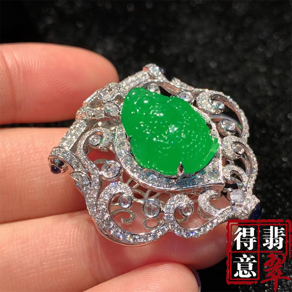 得意珠宝 天然冰种阳绿翡翠金蟾胸针领夹两用款白金镶钻保真带证