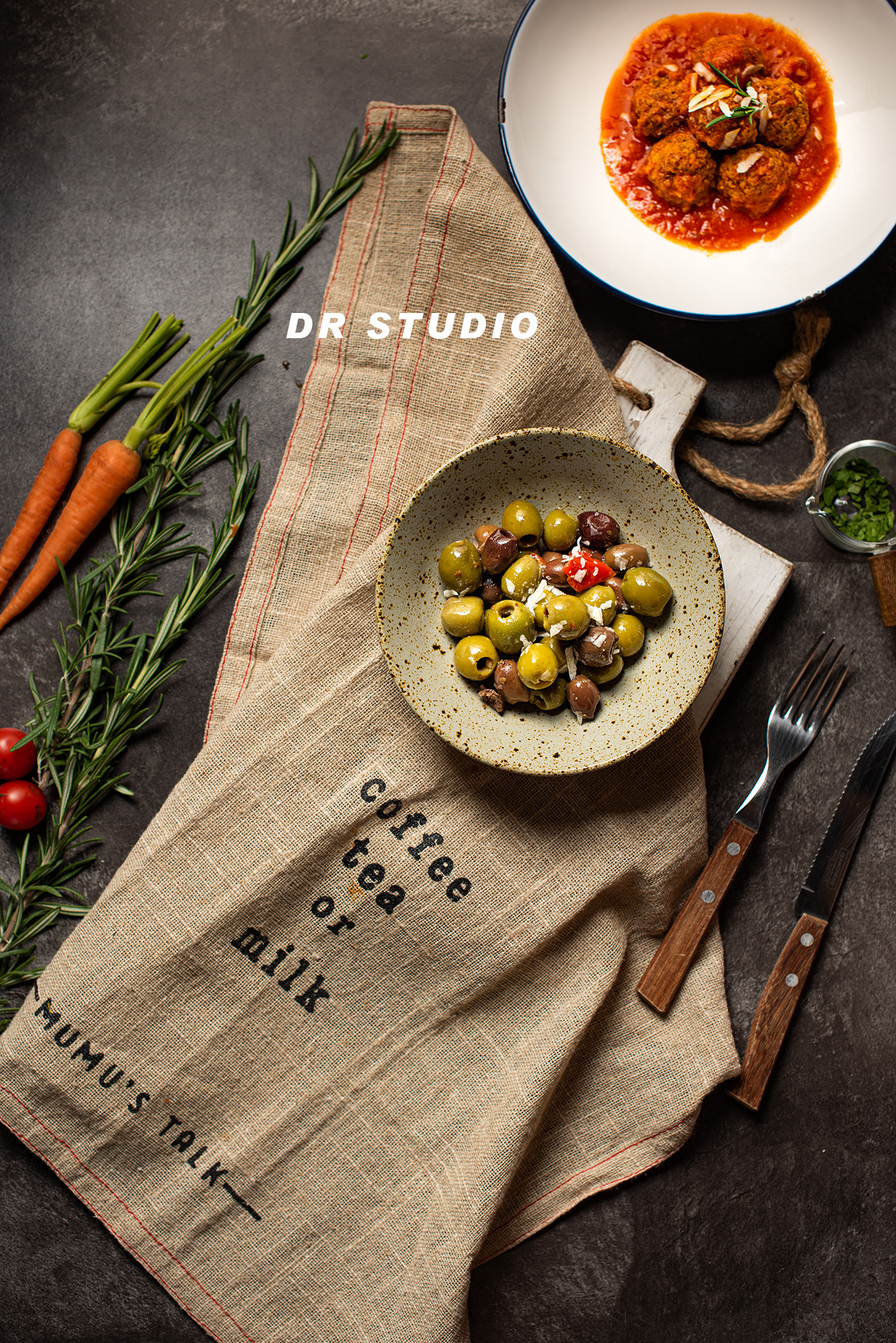 ins粗麻印字餐巾复古美食咖啡西餐摄影道具摆拍暗调美食