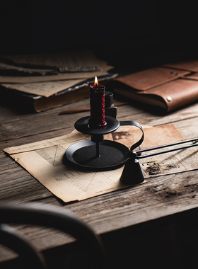 黑色极简手持烛台灭烛铃北欧家居装饰咖啡馆橱窗设计ins摄影道具