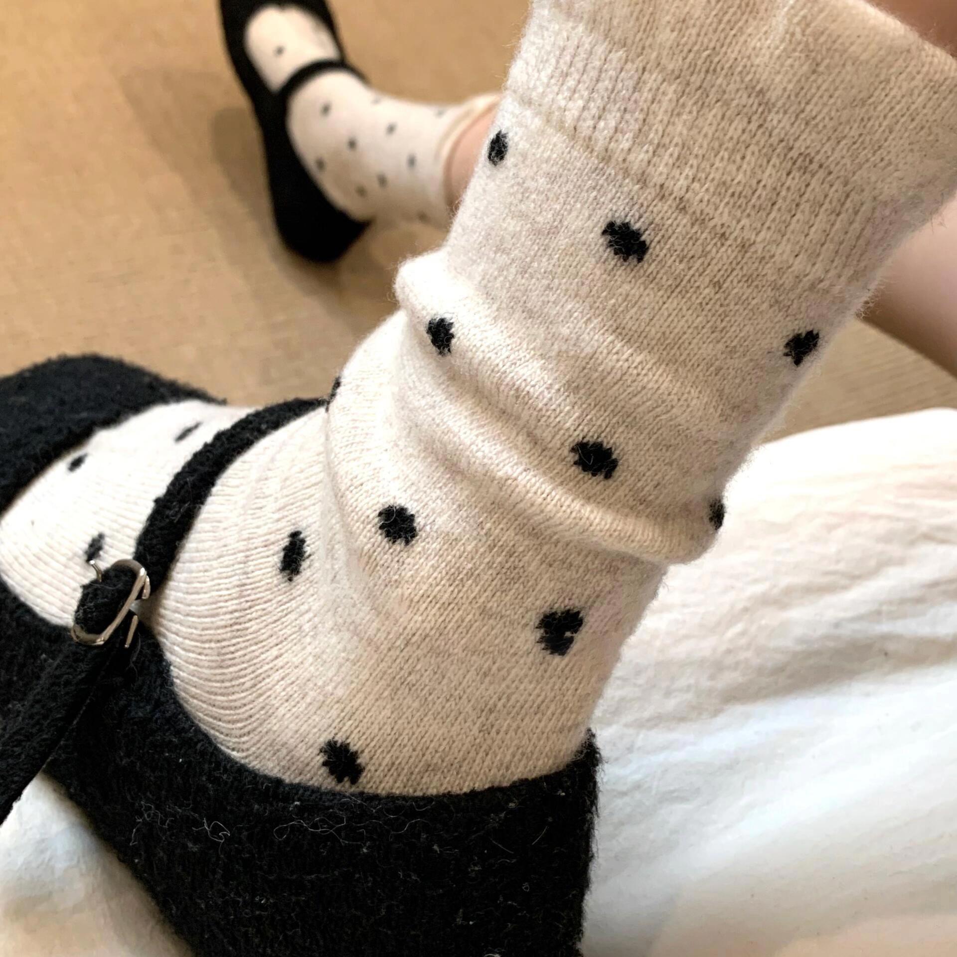 波点加厚羊毛袜子女秋冬季中筒袜