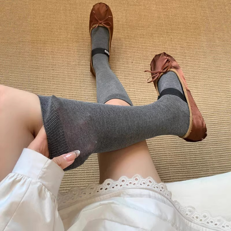 秋款纯色小腿袜子女微压显瘦长袜