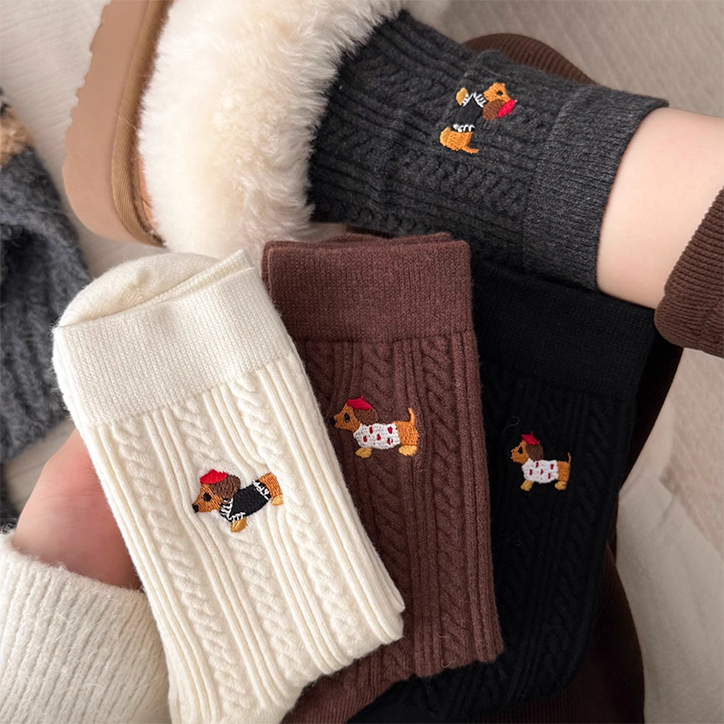 软乎乎的可爱腊肠小狗羊毛wa来噜